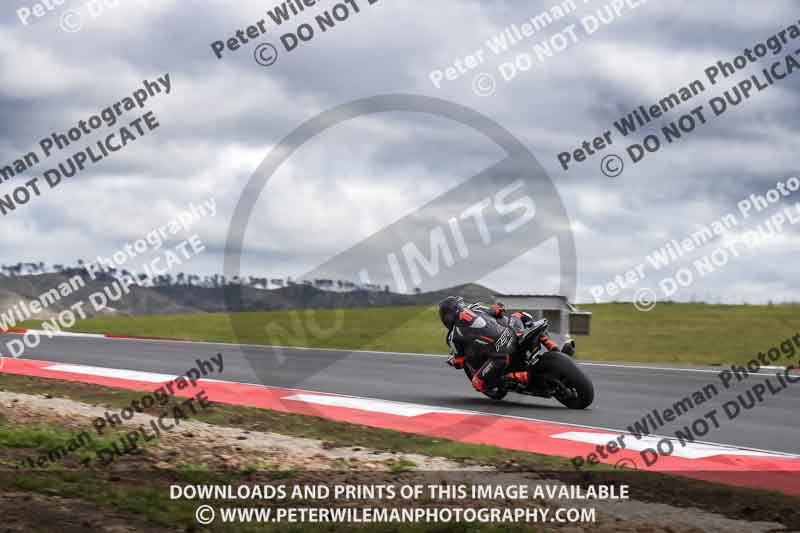 cadwell no limits trackday;cadwell park;cadwell park photographs;cadwell trackday photographs;enduro digital images;event digital images;eventdigitalimages;navarra;no limits trackdays;peter wileman photography;racing digital images;trackday digital images;trackday photos